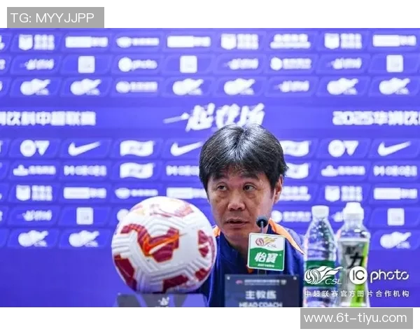 李霄鹏寄语球队专注自我展现实力期待明天比赛精彩表现